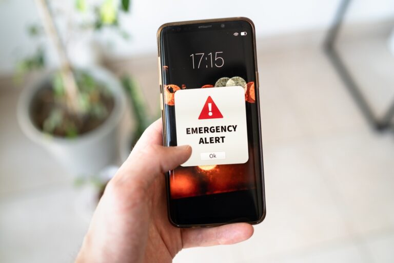 Read more about the article What Makes Mass Notification Systems Reliable During Emergencies?